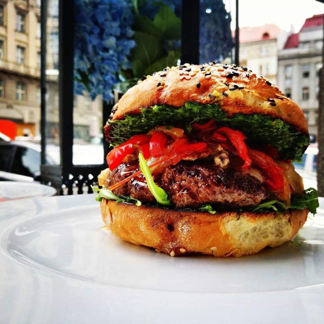Meat&Greet Burgerhouse Prague travelstoke